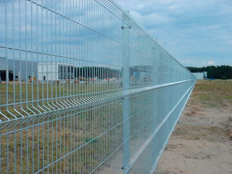 Зеленые секционные заборы: производство